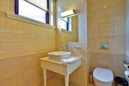 Люкс 2-местный 2-комнатный (Дача №7 "Королев С.П.")