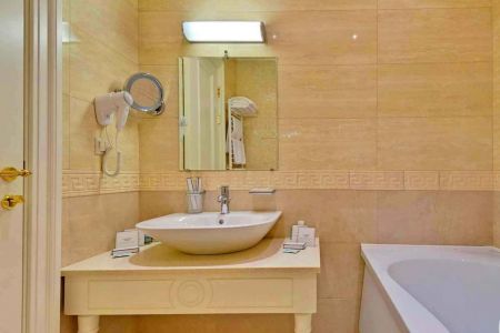 Люкс 2-местный 2-комнатный (Дача №7 "Королев С.П.")